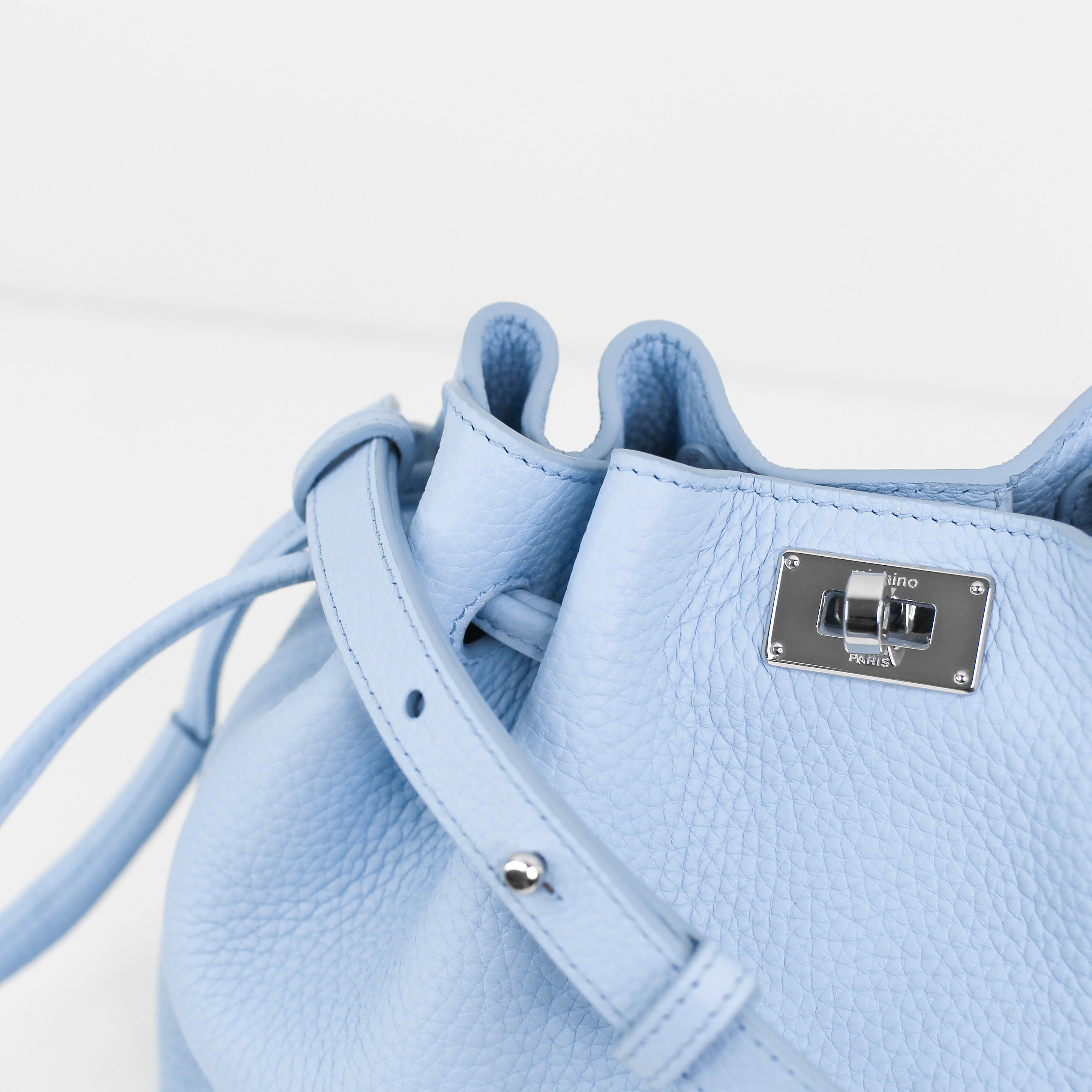 レザー巾着バッグ コレット ミニ ミスト