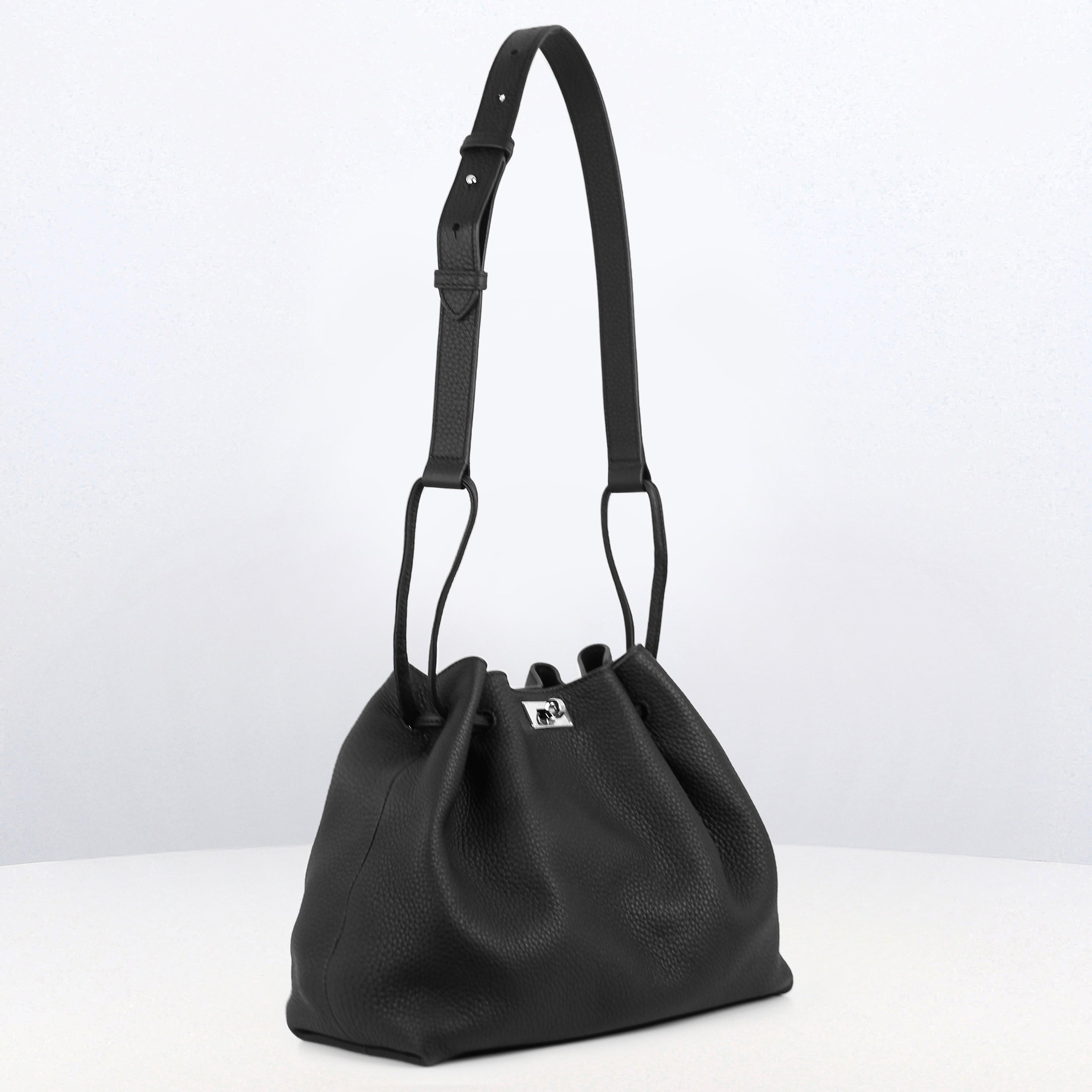 "Archive Event" SAC BOURSE EN CUIR COLETTE PM NOIR long handle/strap black