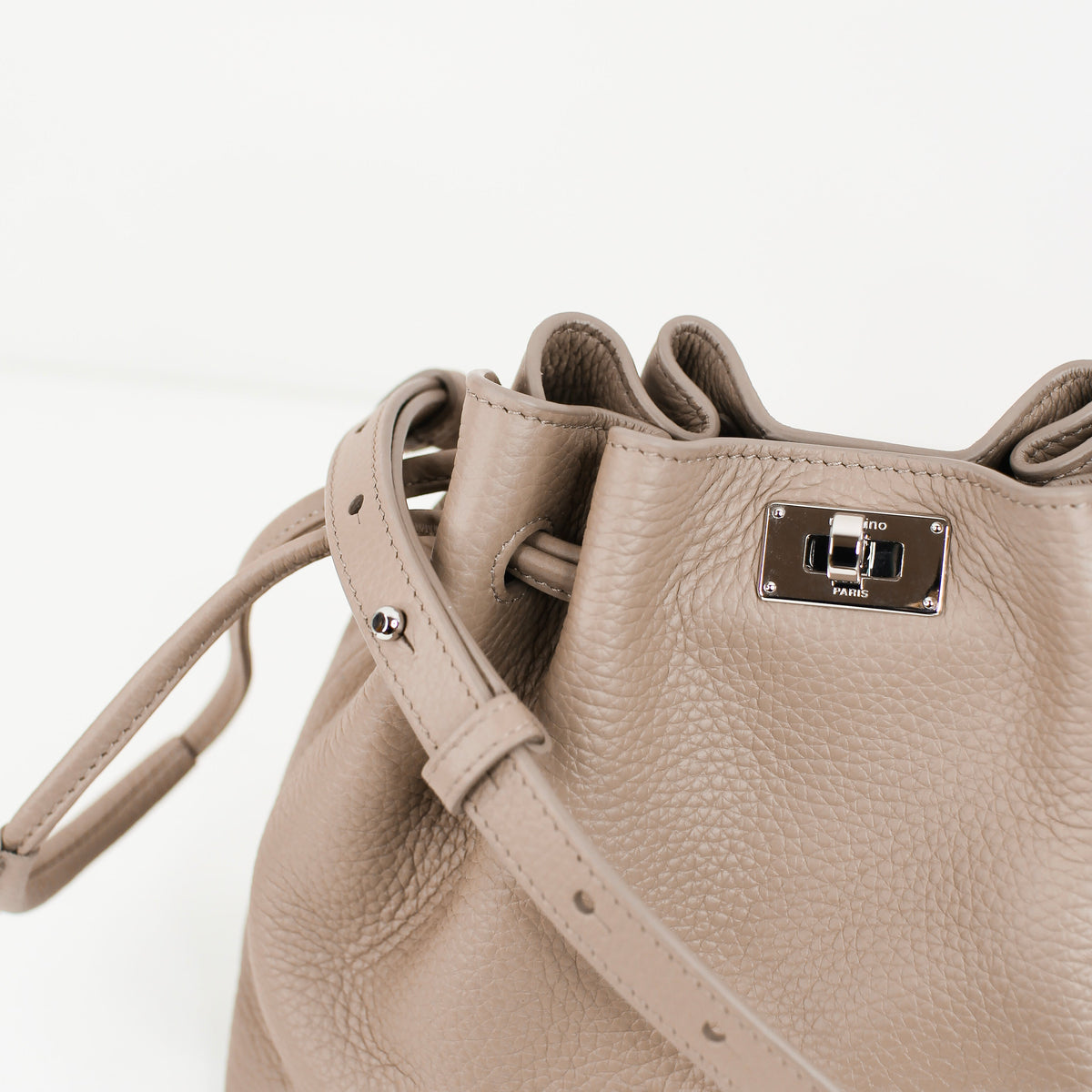 LEATHER DRAWSTRING BAG COLETTE MINI TOURTERELLE