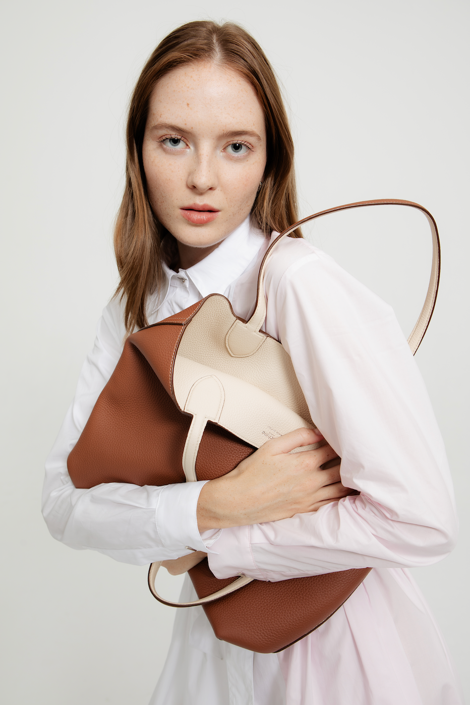 SAC CABAS EN CUIR RÉVERSIBLE RIVOLI NORD/SUD GOLD/IVOIRE