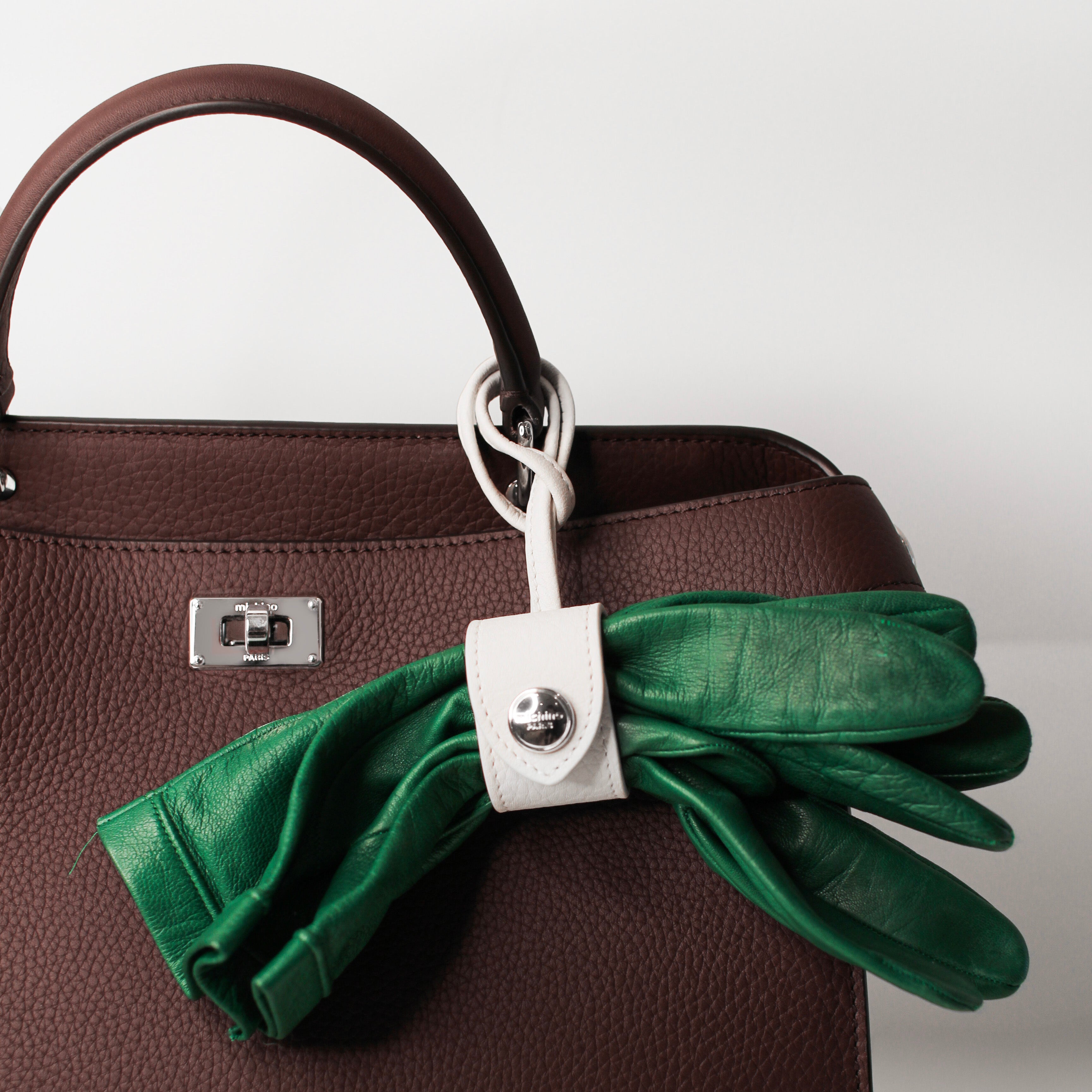 グローブホルダー クレ