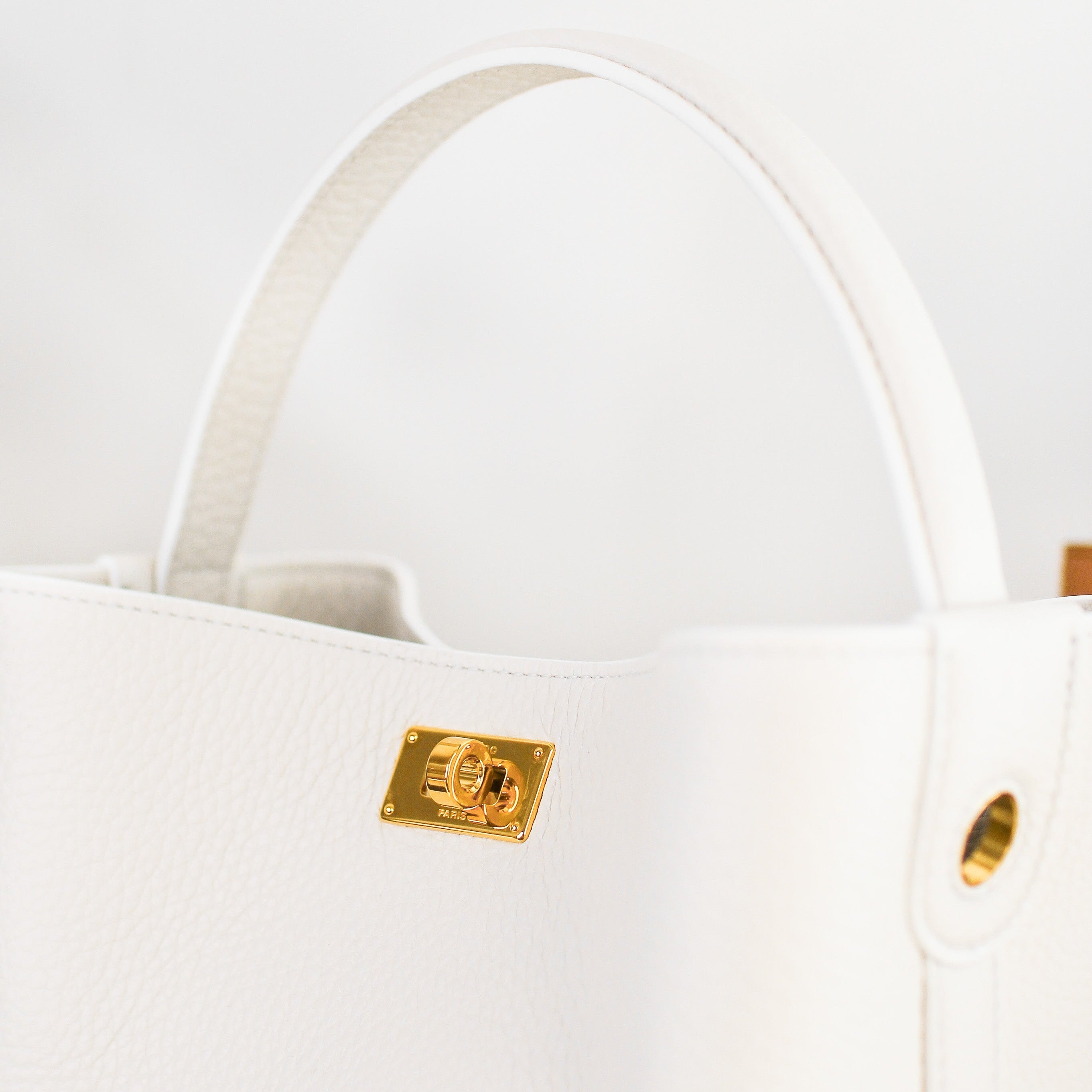 SAC SEAU EN CUIR ODEON MINI CRAIE
