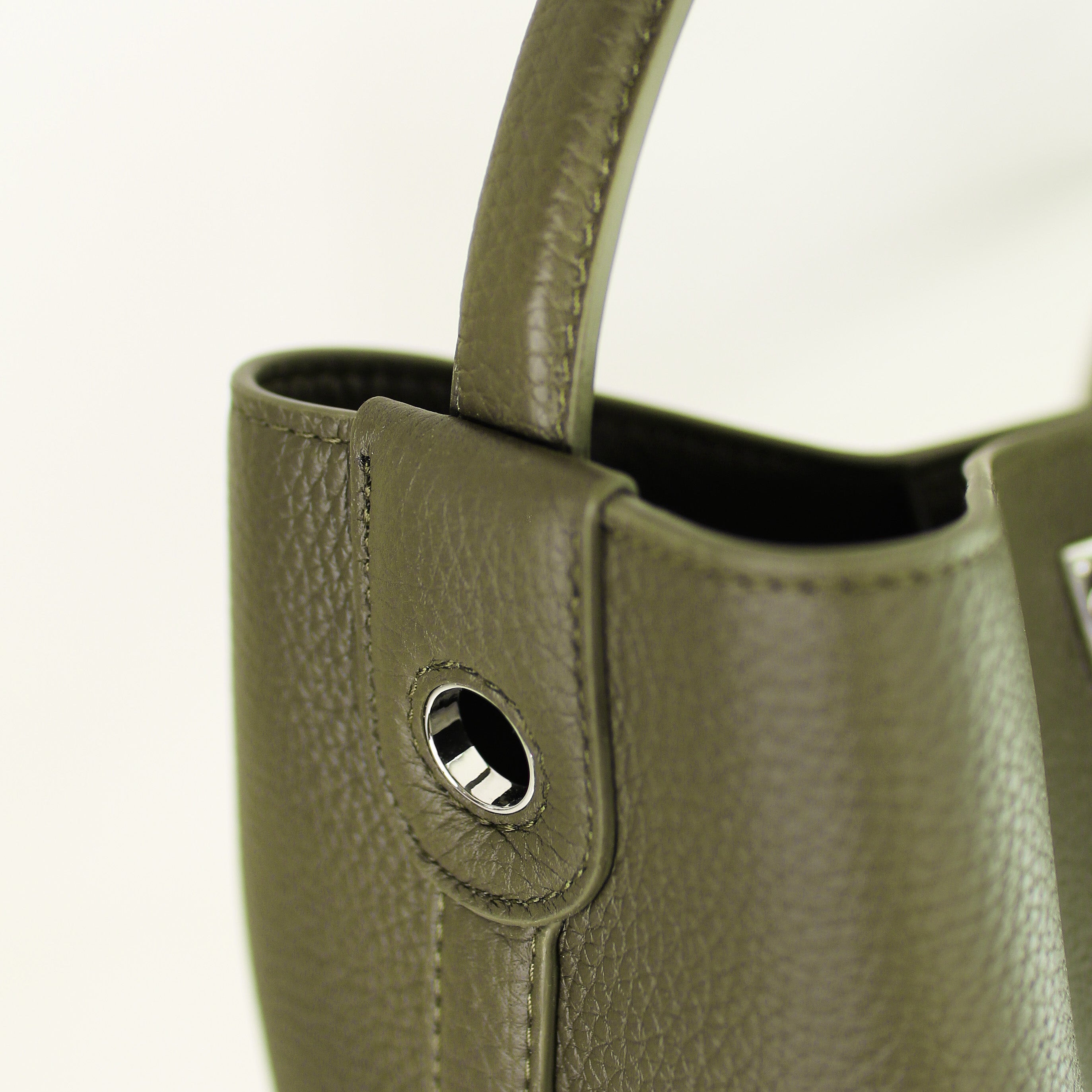 SAC SEAU EN CUIR ODEON MINI KAKI