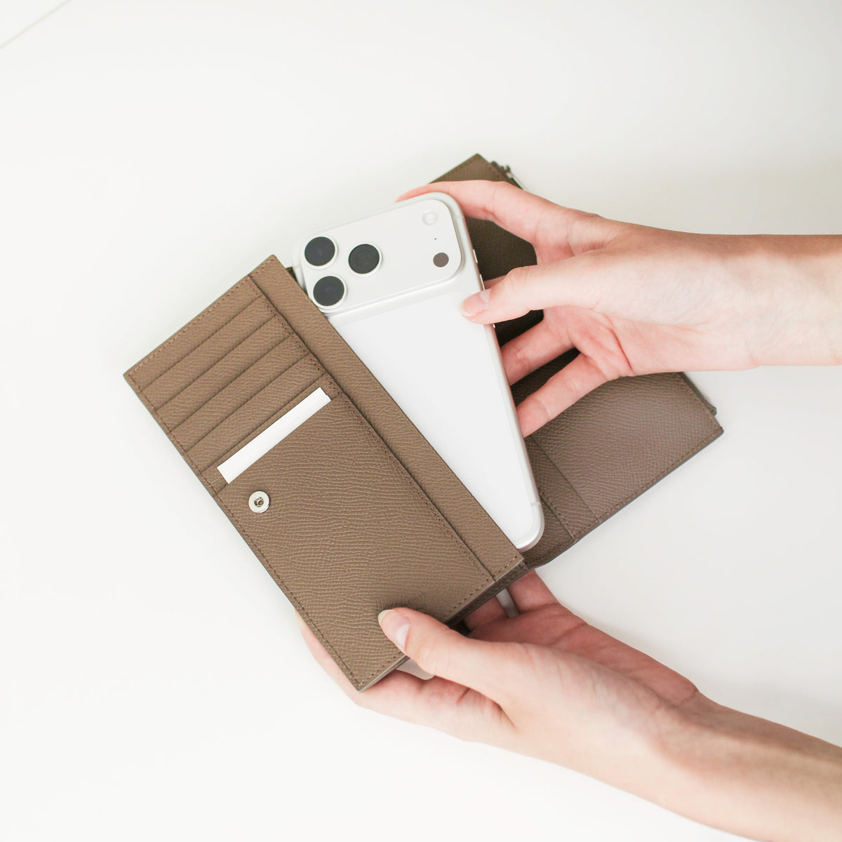 LEATHER LONG ZIP WALLET TAUPE