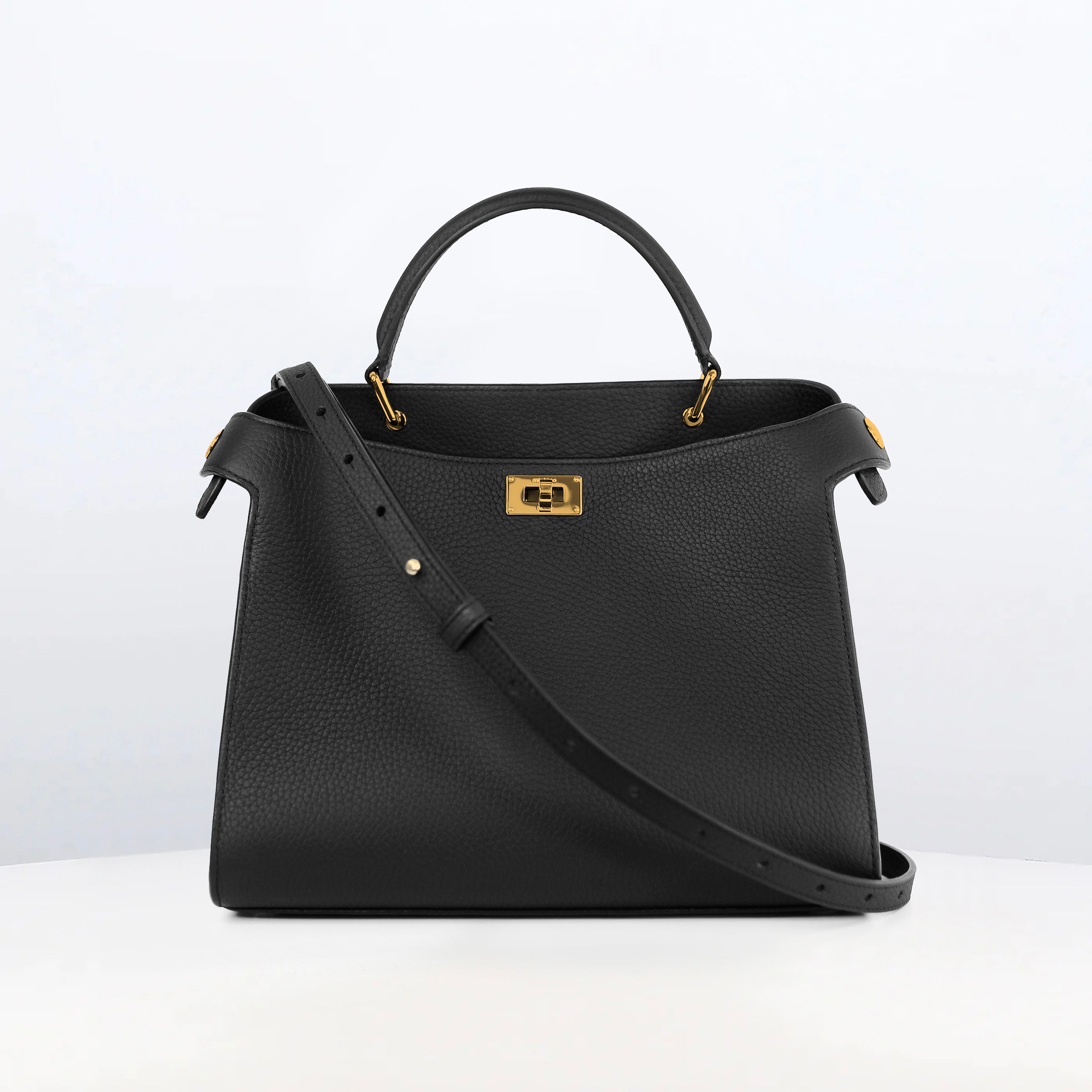 SAC À MAIN EN CUIR LUTECE 27 NOIR FINITIONS DORÉES