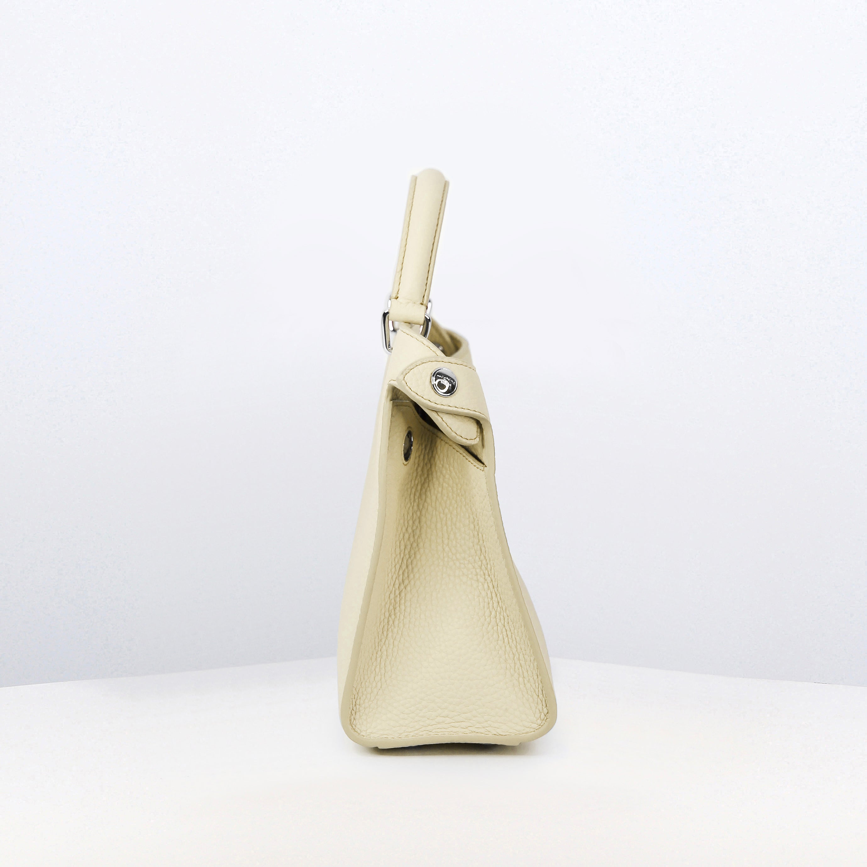 レザー ハンドバッグ ルテスミニ シャンティ