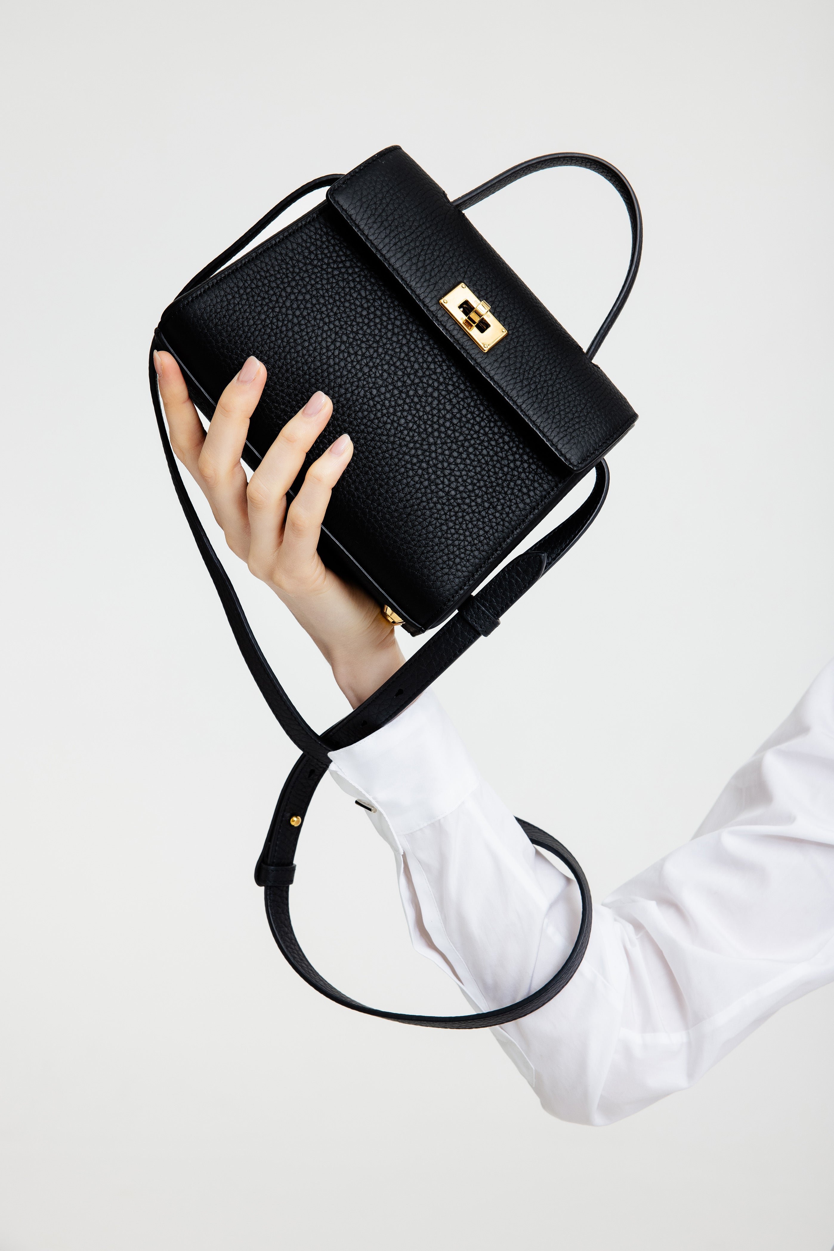 SAC À MAIN EN CUIR PALAIS ROYAL MINI NOIR