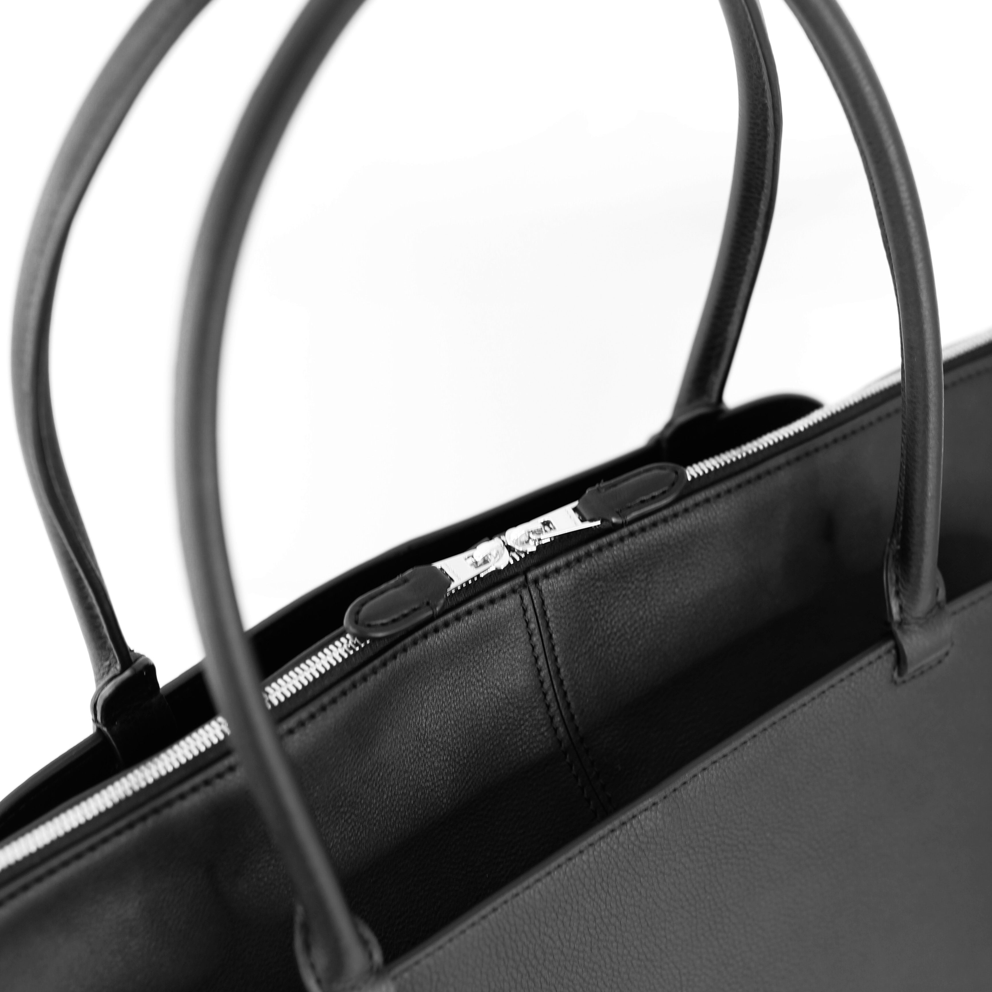 SAC À MAIN EN CUIR SEPTIÈME MM NOIR