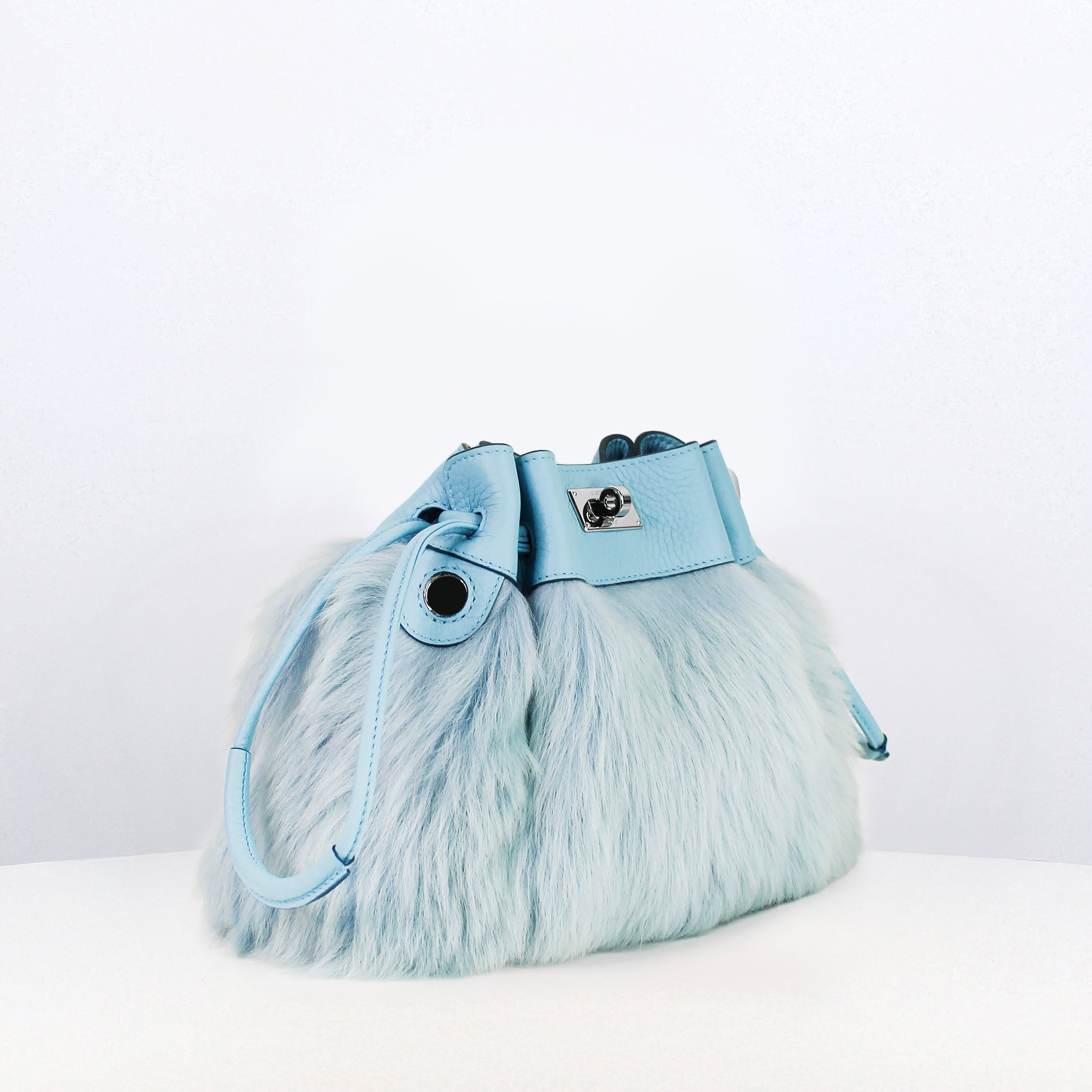 レザー・シャーリングバッグ　コレット　空色