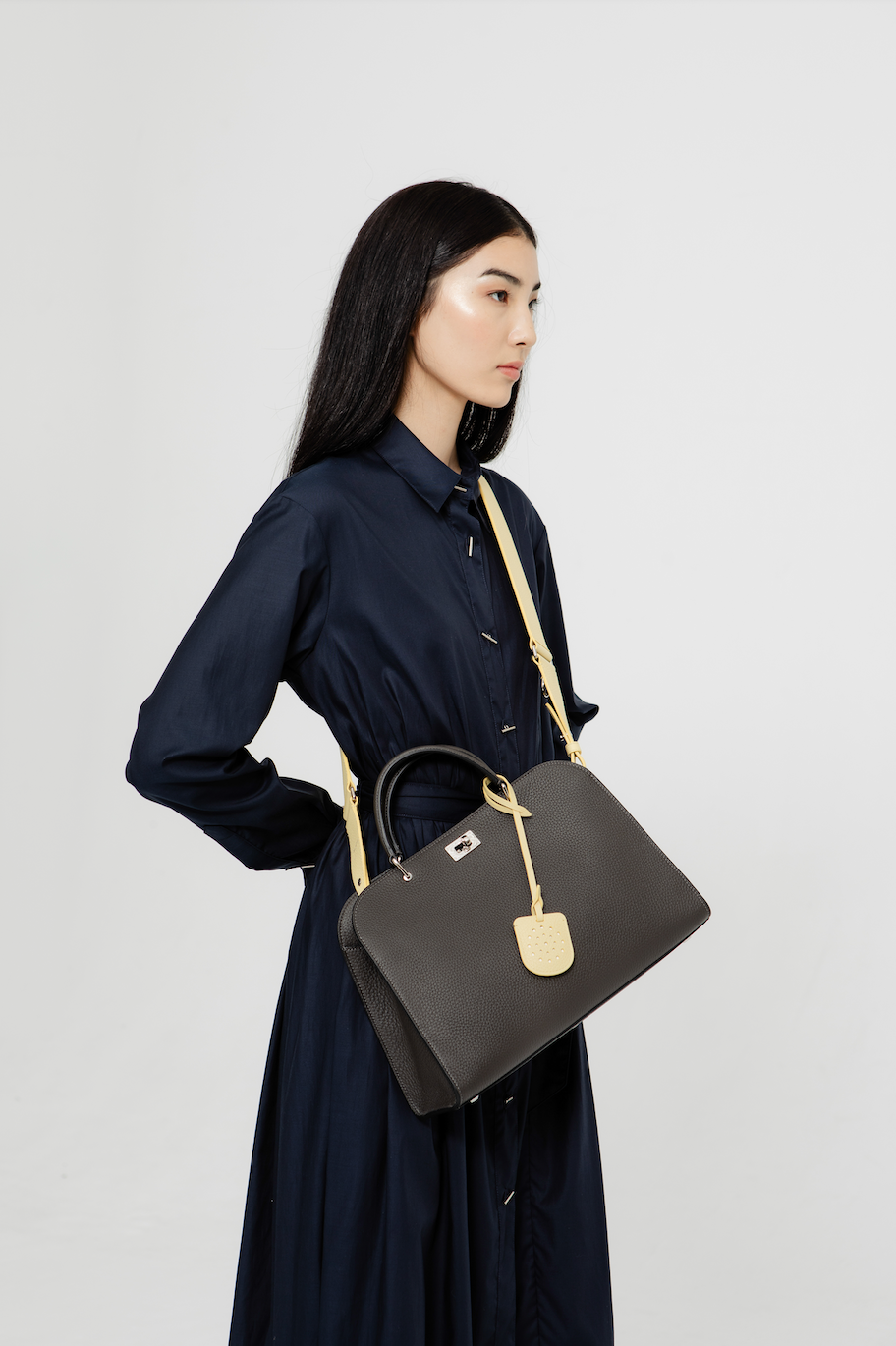 SAC À MAIN EN CUIR OPÉRA PM GRIS CHARBON