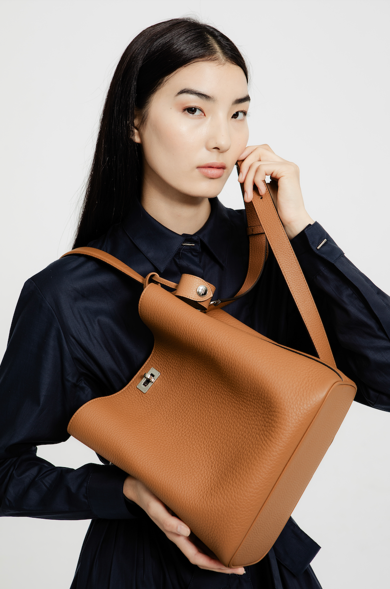 SAC SEAU EN CUIR ODÉON PM GOLD