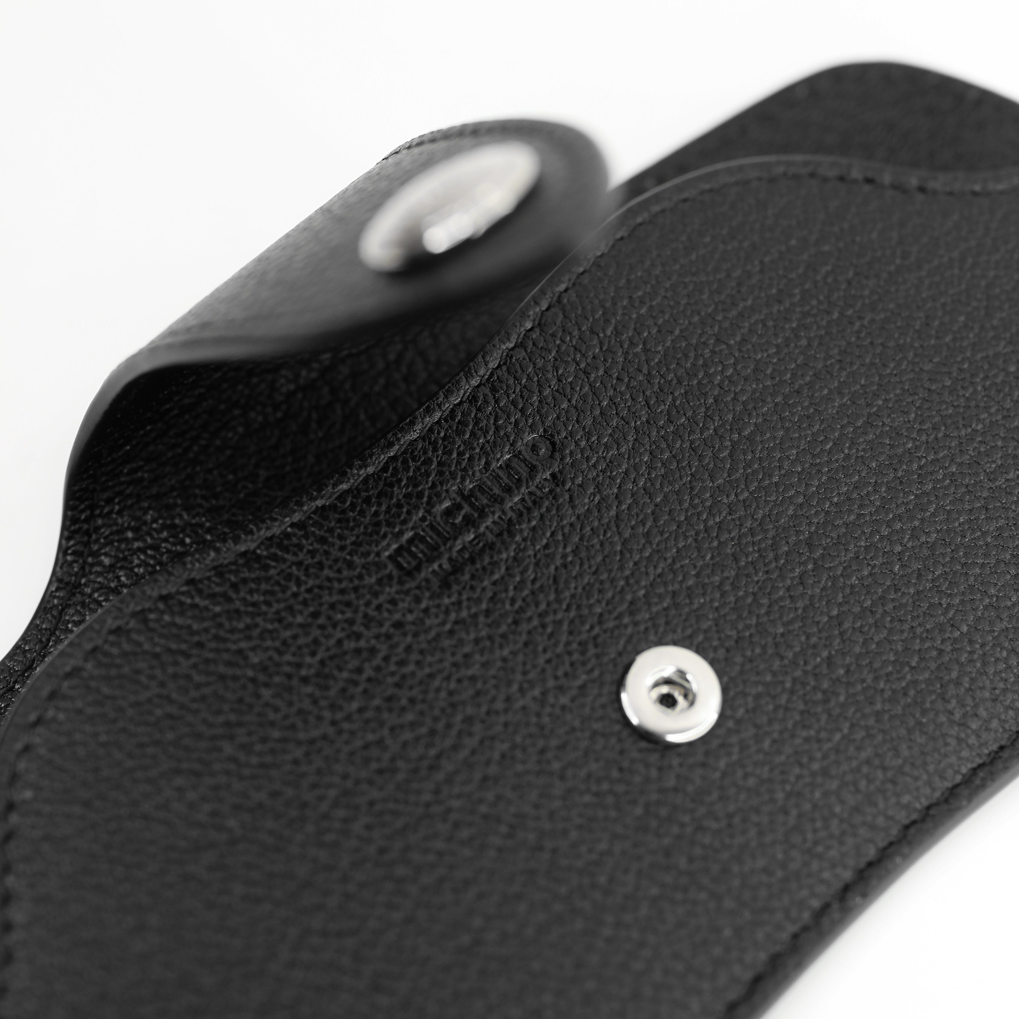 ÉTUI À LUNETTES EN CUIR NOIR