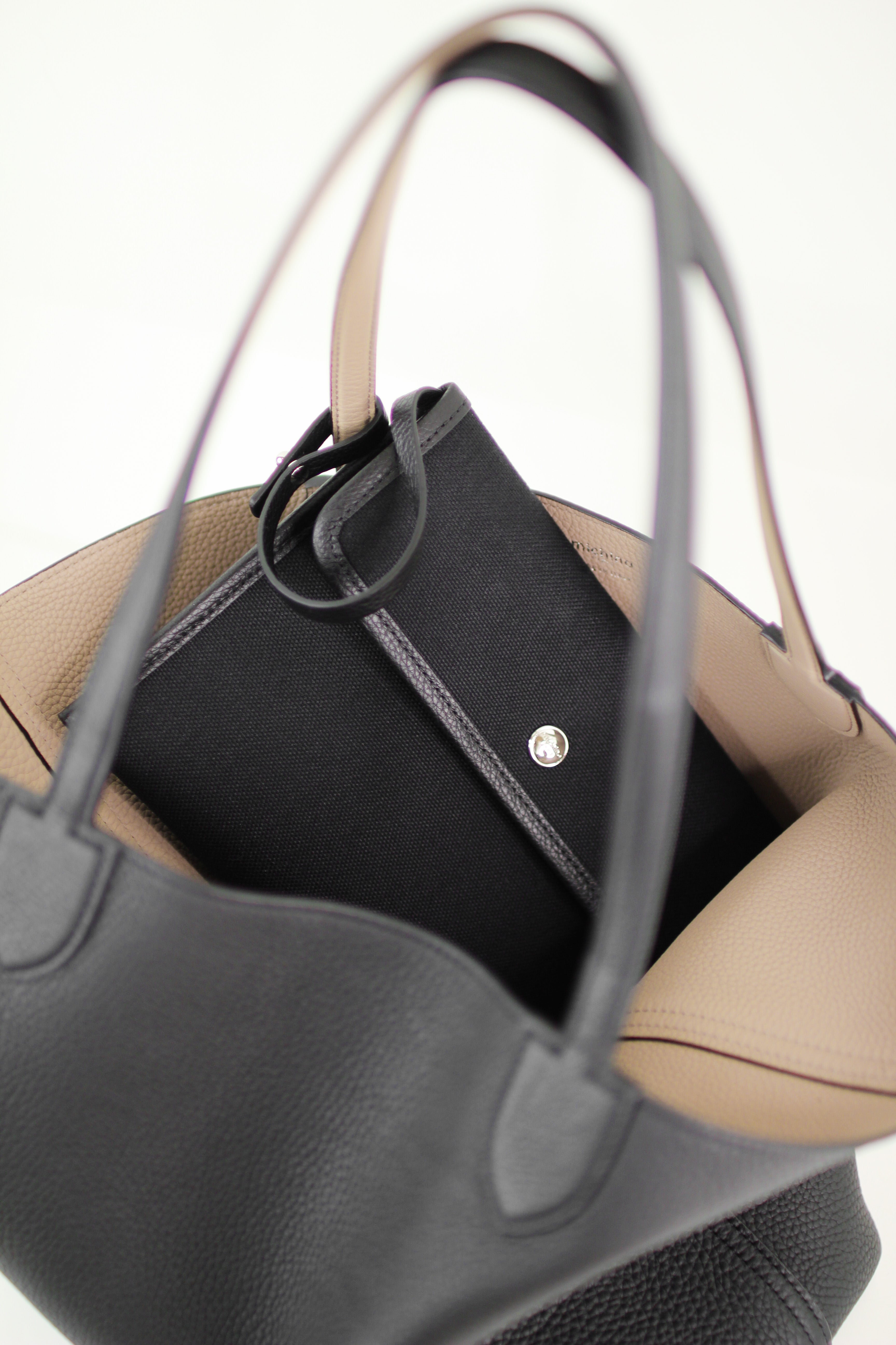 SAC CABAS EN CUIR RÉVERSIBLE RIVOLI EST/OUEST GRIS CHARBON/PRUNE