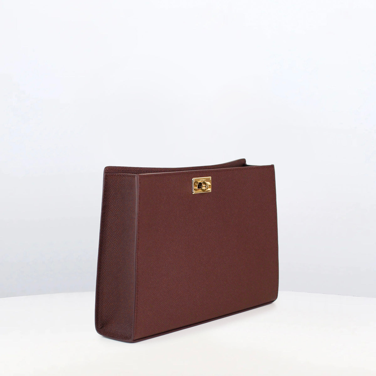 POCHETTE MONTAIGNE IN LEATHER PRUNE