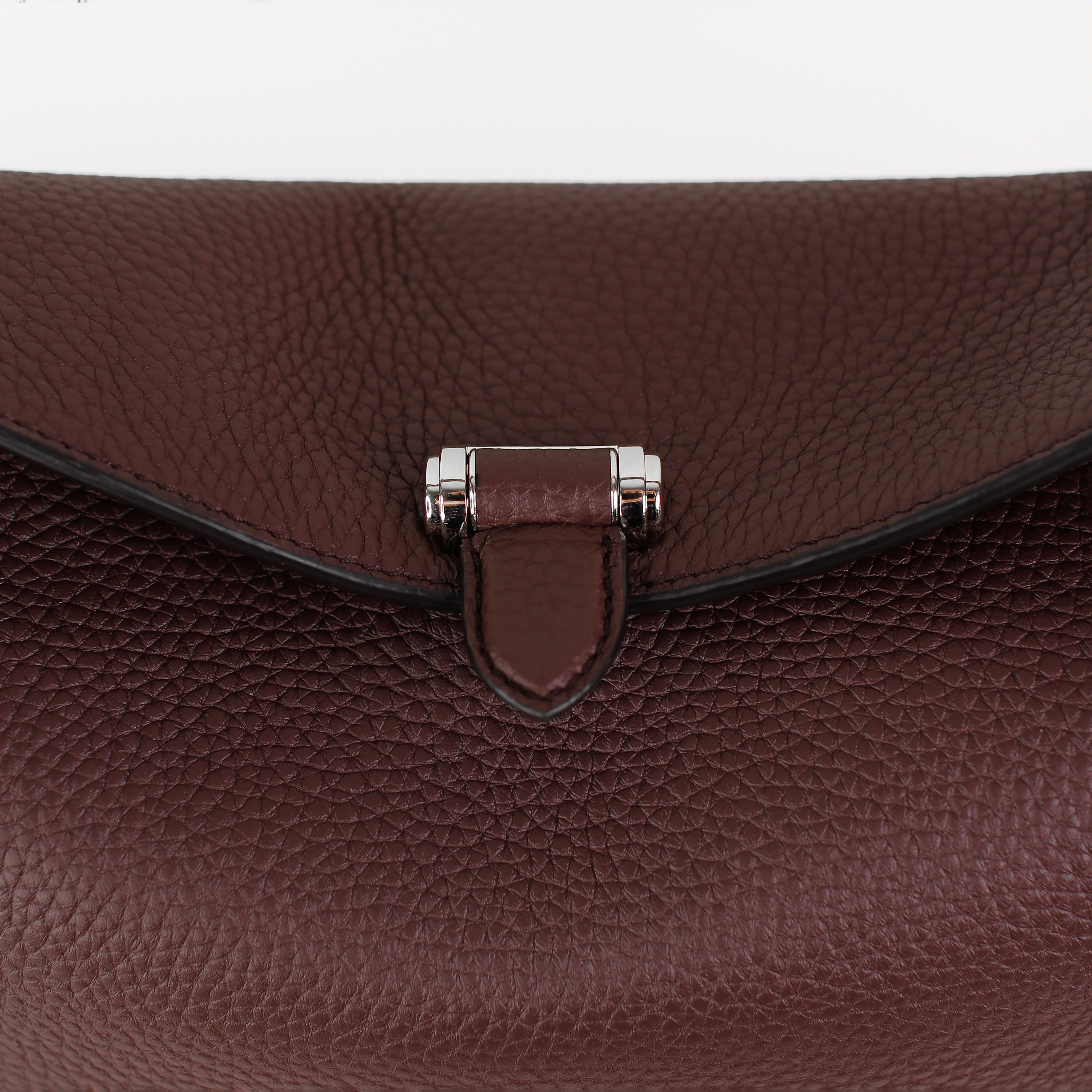 SAC À MAIN EN CUIR PASSY PM PRUNE
